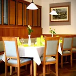 Altstadthotel Gbr Hotel 2*