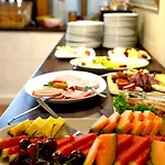 Altstadthotel Gbr Hotel 2*
